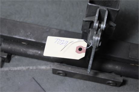 Tooling - Rear bumper and windshield mounting bar